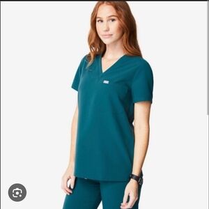 Figs Caribbean Blue Scrubs Set